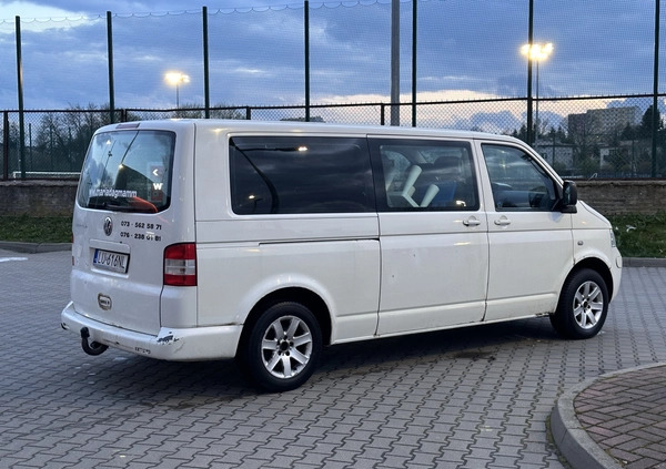 Volkswagen Caravelle cena 25000 przebieg: 330000, rok produkcji 2006 z Lublin małe 529